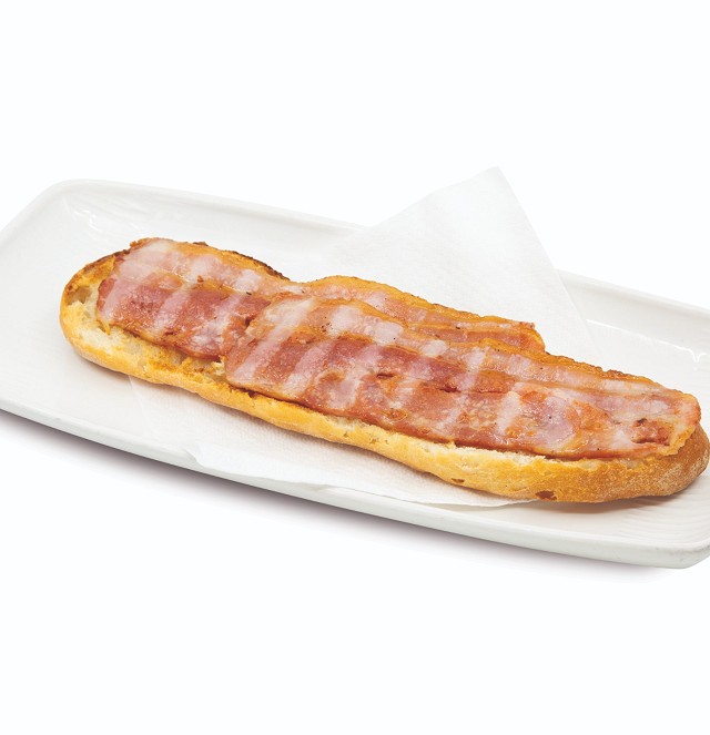Tostada bacon 