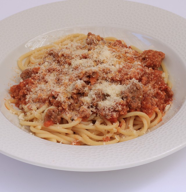 Spaghetti a la Boloñesa de carne