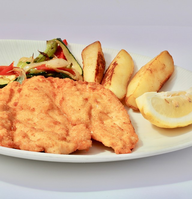 Escalope de pollo con patatas